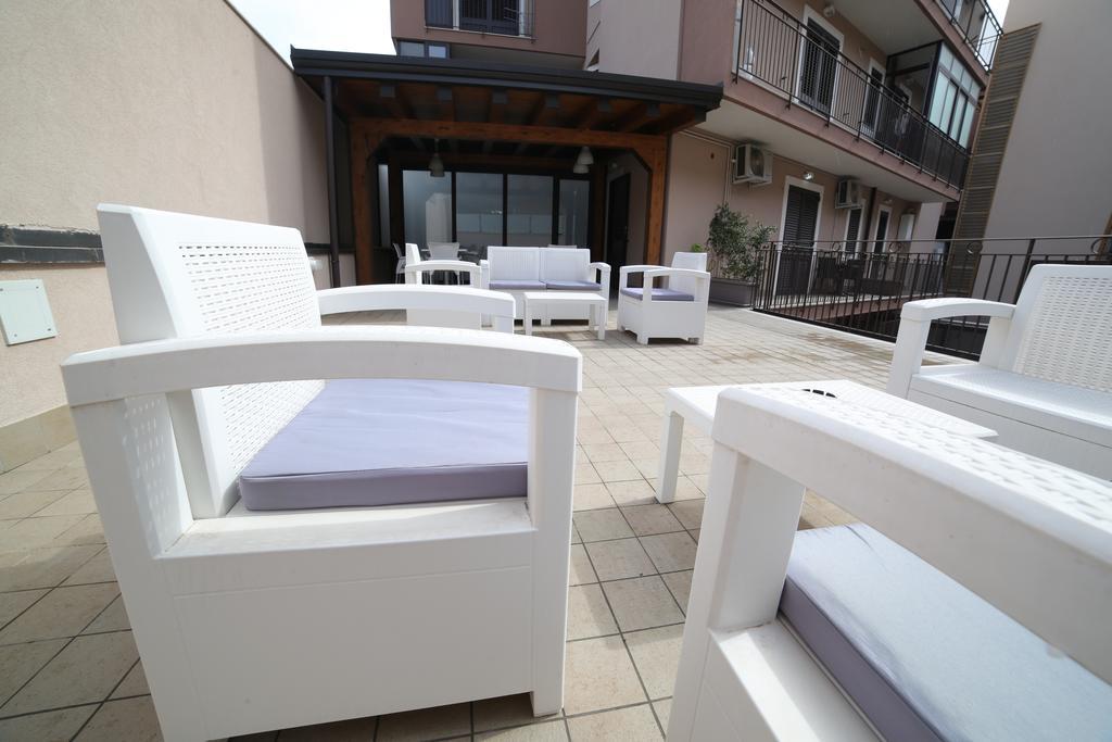 B&B Ciclopi Aci Castello Exterior photo